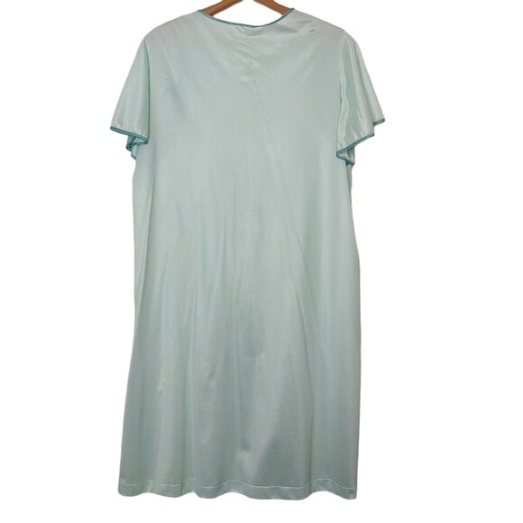 Vintage Pinehurst Lingerie Women's M Nightgown Mint Green Nylon 3 Button Flutter - Picture 4 of 7